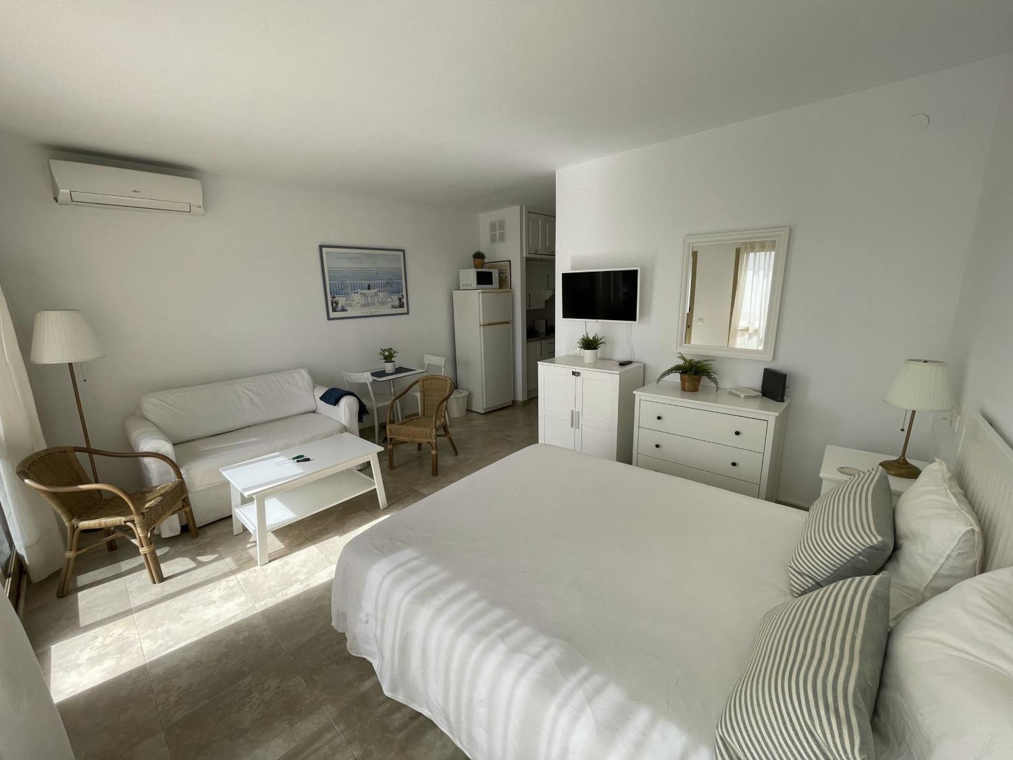 Estudio Con Insuperables Vistas Al Mar: Aparcamiento Marbella Exteriör bild